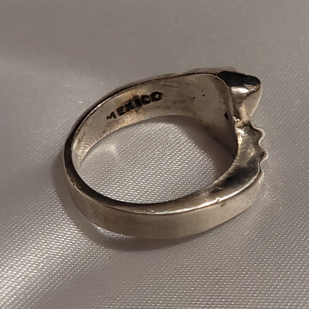 Silver Ring - Picture 4 of 5